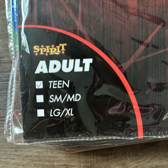 Chucky Hallwoeen Costume with wig - Picture 3 of 8